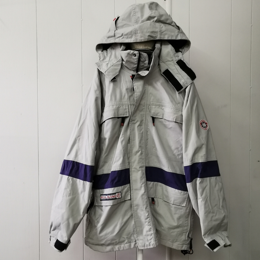 MENS SPECIAL BLEND SKI JACKET SIZE SMALL